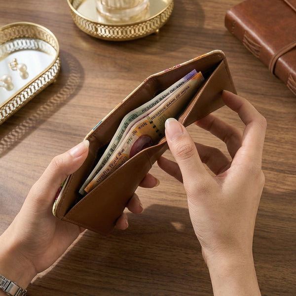 Premium Stylish Compact Foldable Wallet 1 Pc
